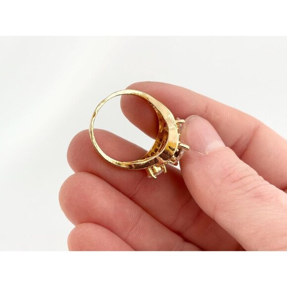 Pear Cut CZ Gemstone Swirl | Art Nouveau Vintage Gold Tail Ring - sz 8.75 - Picture 9 of 10